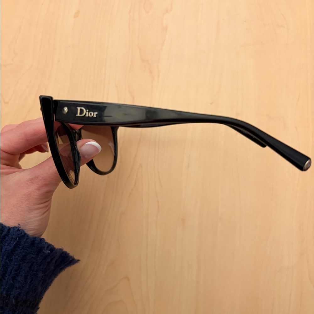 Dior Black Cat-Eye Sunglasses with Brown Gradient Lenses - Picture 2 of 3